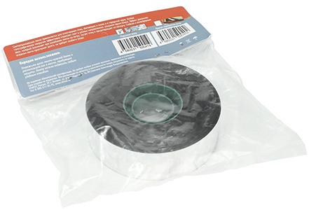 Светоотражающая лента красно-серебристого цвета в упаковке